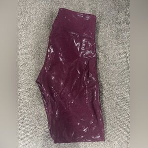 Heroine Sport Glossy Plum Leggings